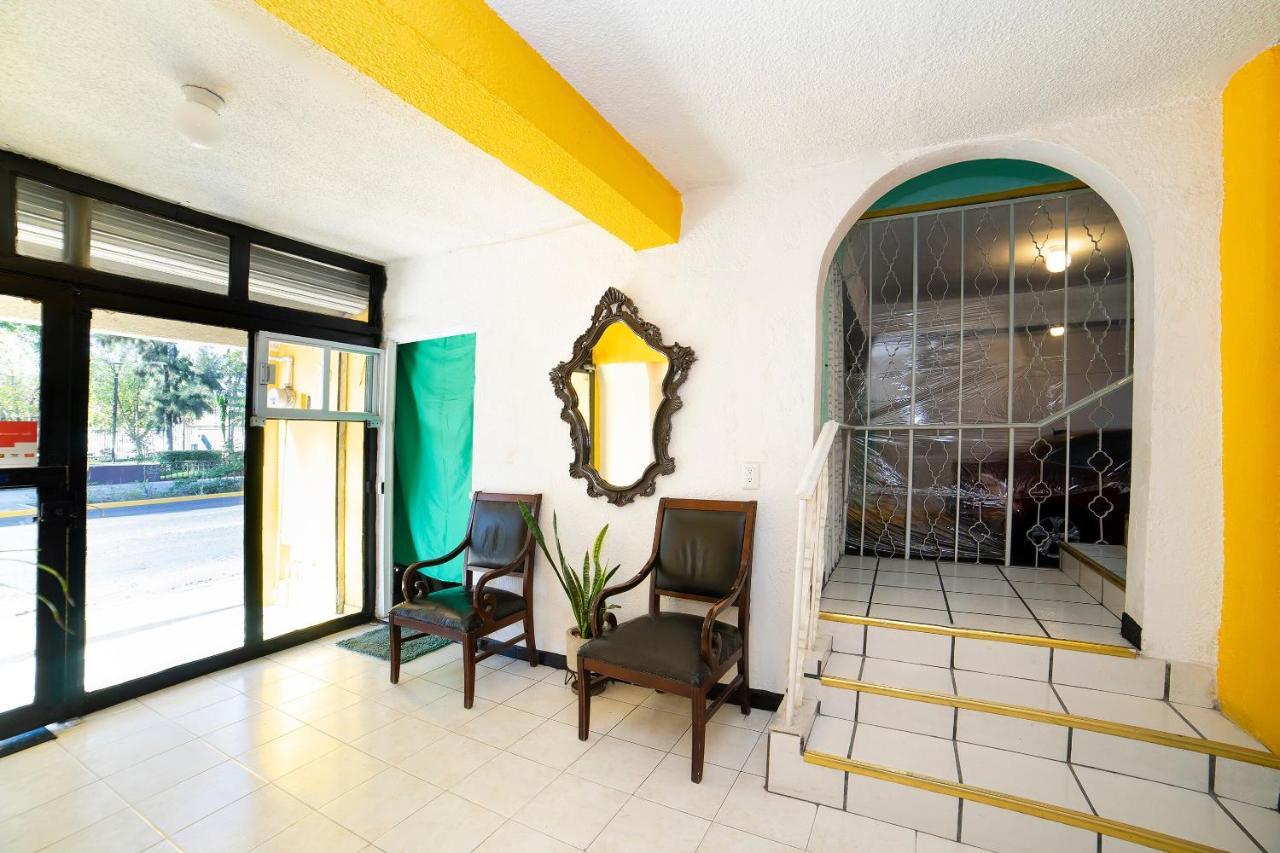 Oyo Hotel Jardin Carpio Агуаскалиентес Екстериор снимка